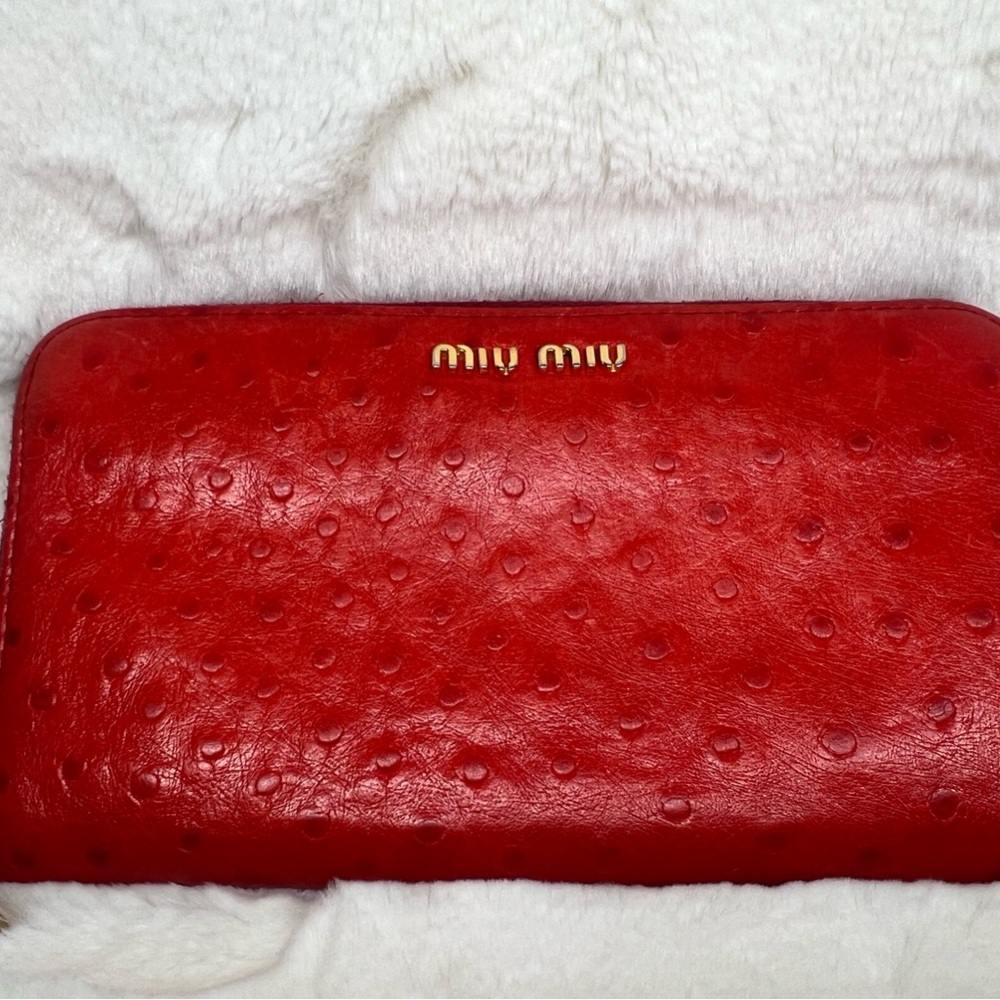 Miu Miu Red/orange Ostrich Embossed Leather Zip Wallet